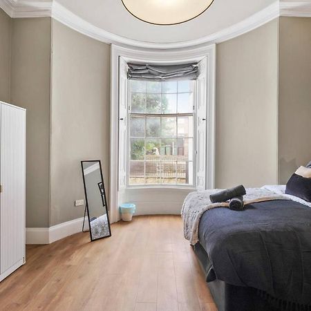 Lovely Central Wakefield Apartment - Parking Экстерьер фото